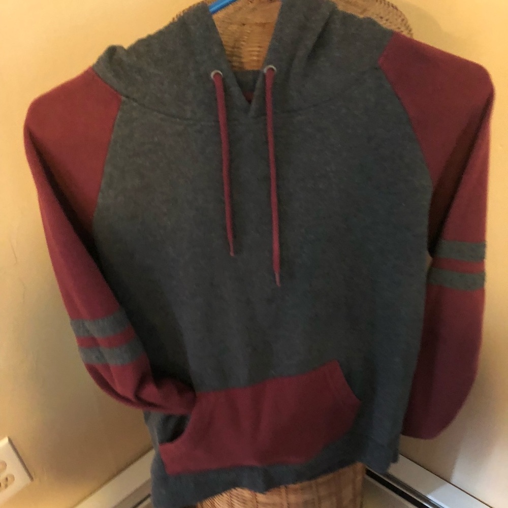 Zumiez zine hoodie