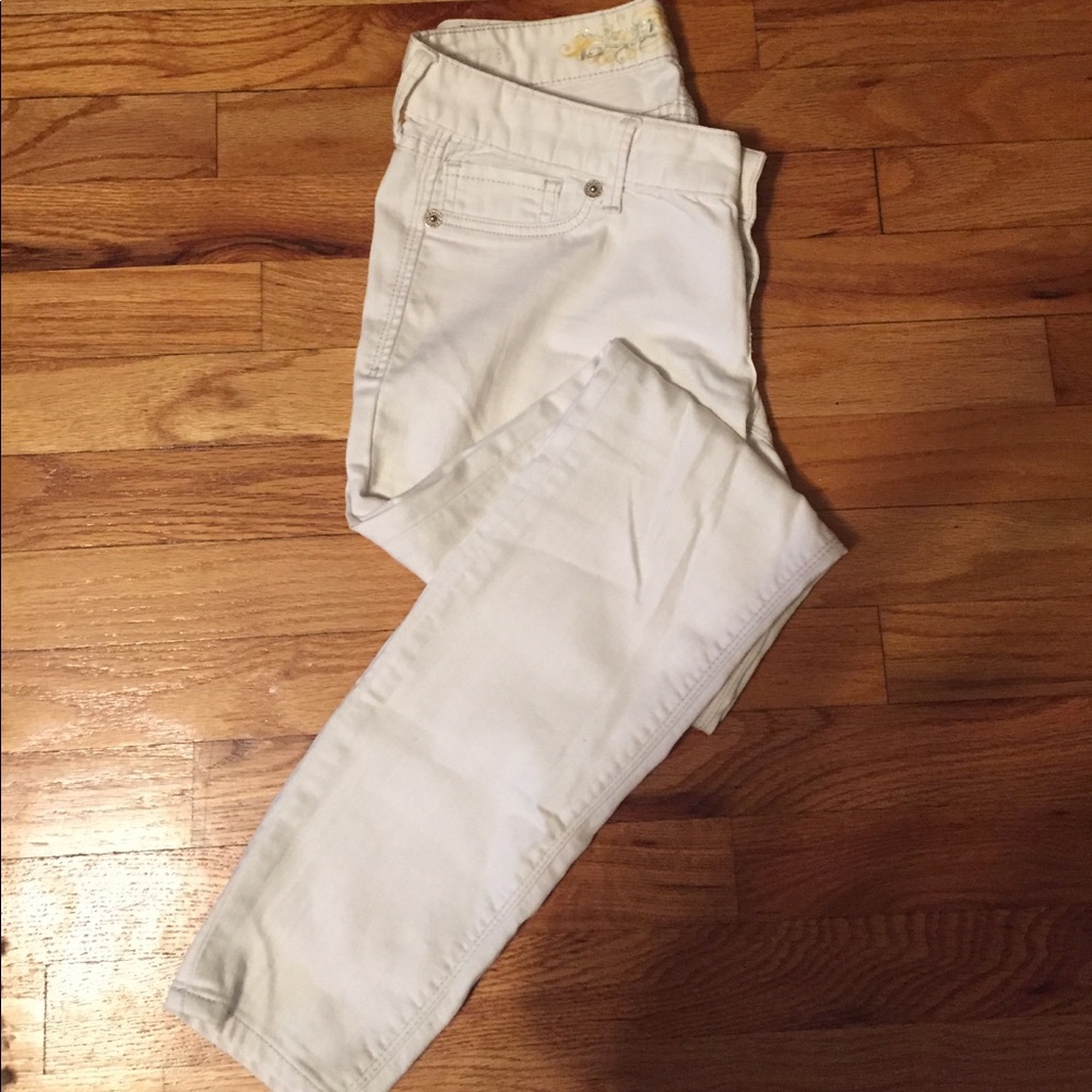 White Express jeans