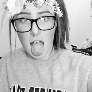 Meet your Posher, Serena