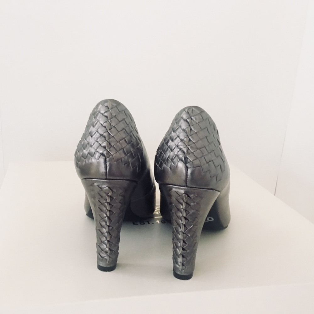 🛍SALE🛍 Elliot Lucca Open Toe Pumps NWOB