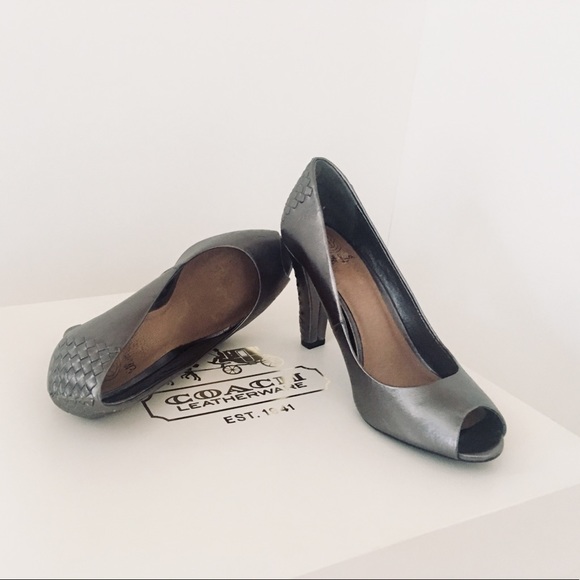 🛍SALE🛍 Elliot Lucca Open Toe Pumps NWOB - Picture 2 of 5