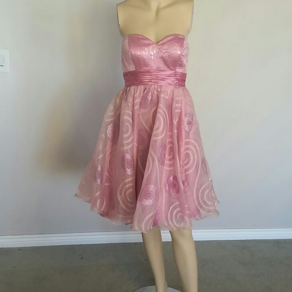 Size medium homecoming/prom dress