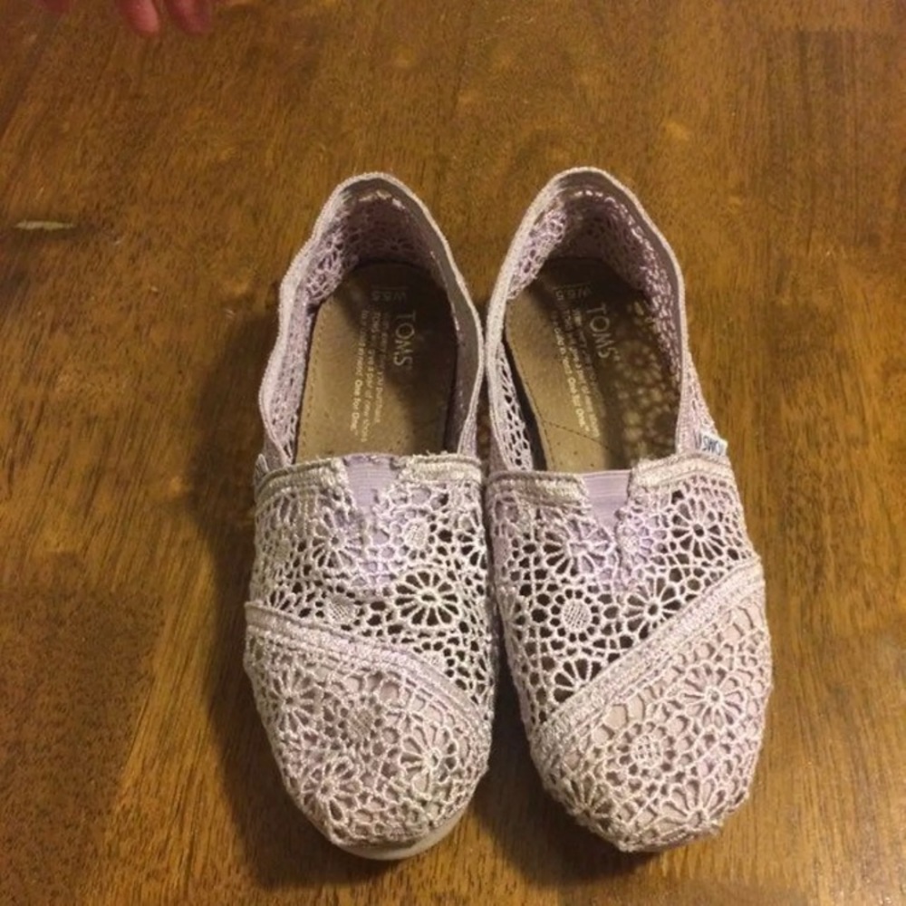 ⬇️ Reduced⬇️Toms Lavender Lace Flats - Picture 3 of 3