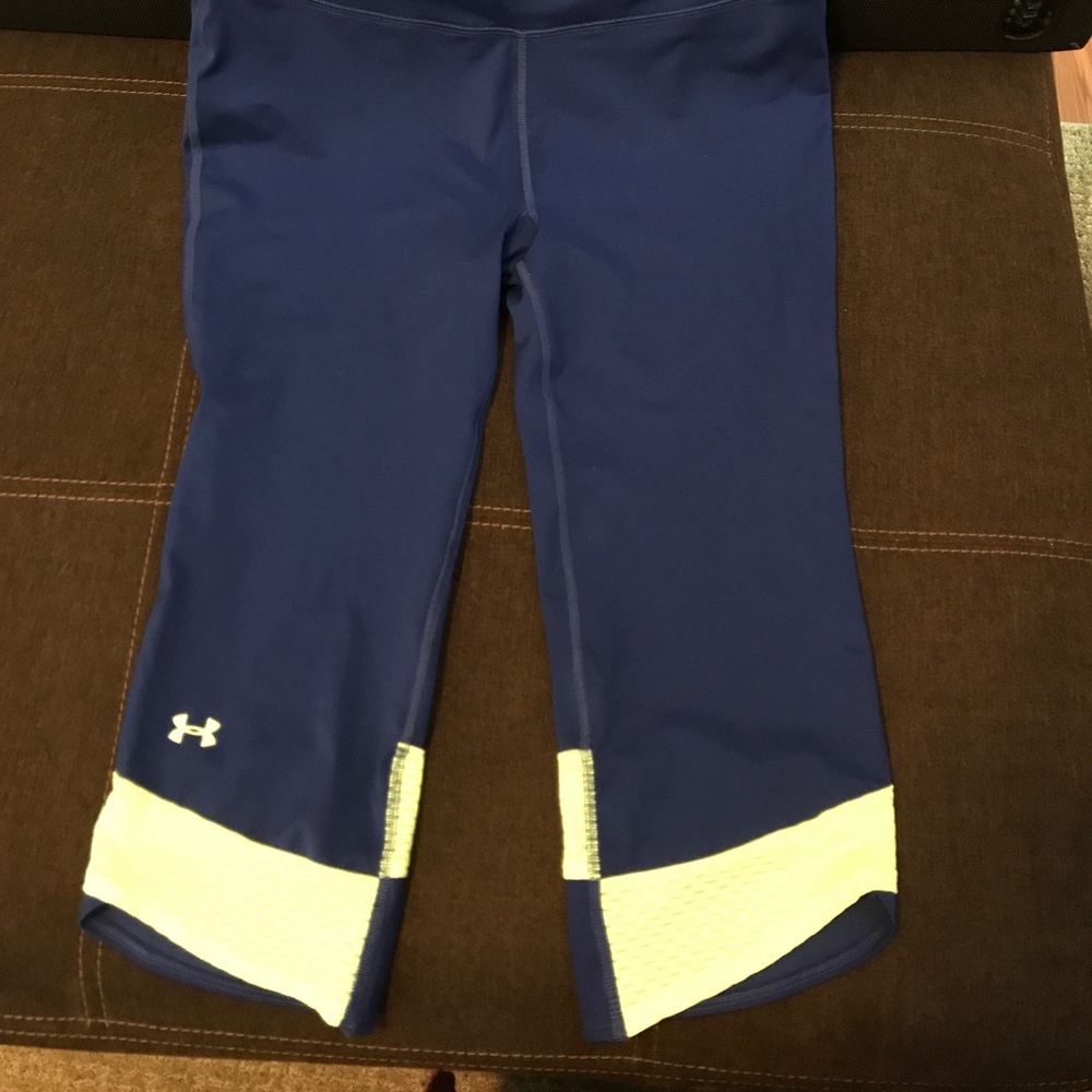 Under Armour capris