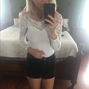TightFit White Lace LongSleeve Top