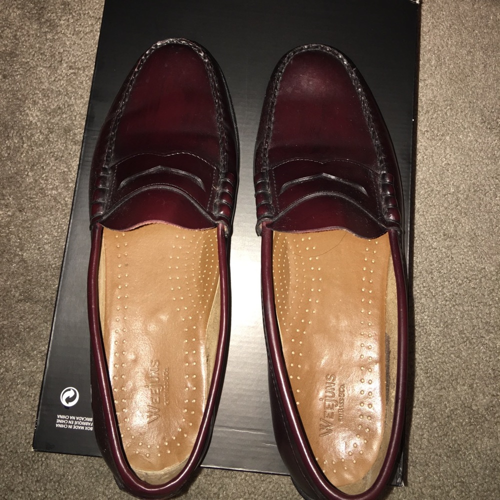 Weejuns Loafers