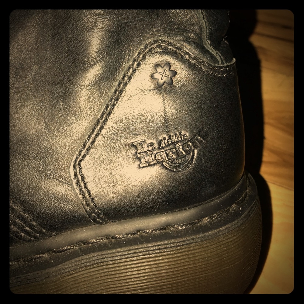 90s grunge doc martens old skool