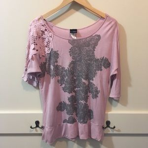 Daytrip pink dolman sleeve top with lace shoulder