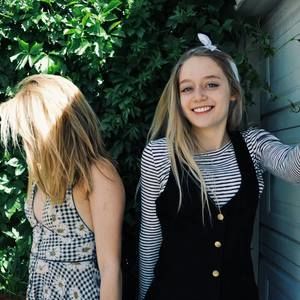 Meet your Posher, Lindsey