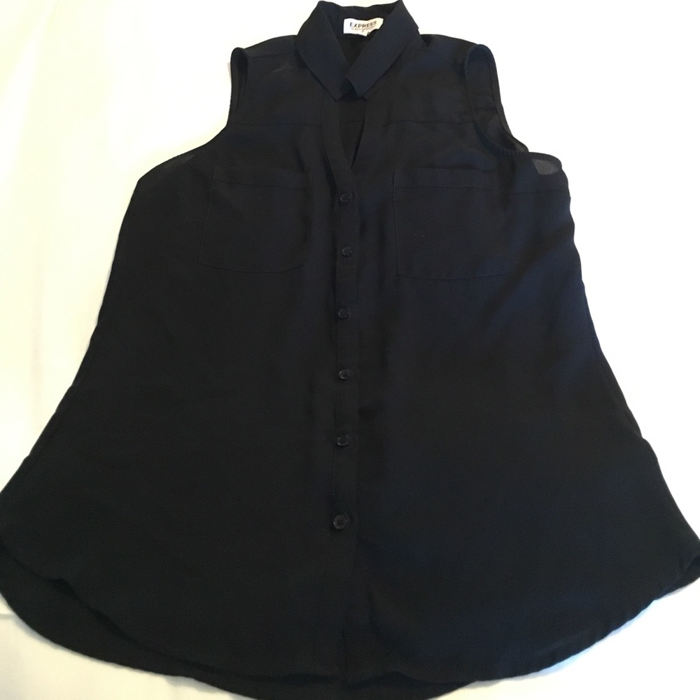 Sleeveless button down shirt