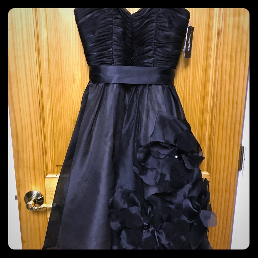 Black strapless dress