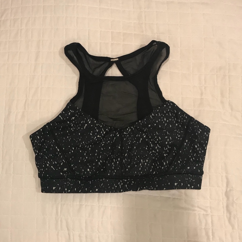 Sports bra