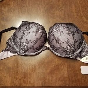 Victoria's secret bombshell bra Add 2 cups