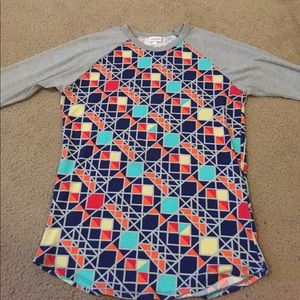 LuLaroe Randy Tee Shirt Medium