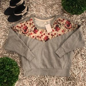 🐘Free People floral lace sweater XS