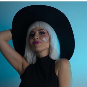 Meet your Posher, Kristie