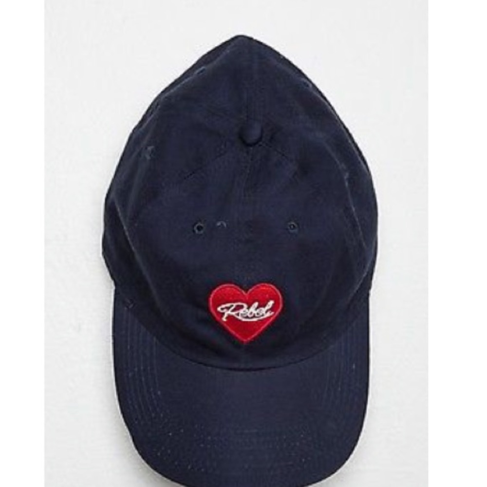 Brandy Melville Rebel Heart Hat
