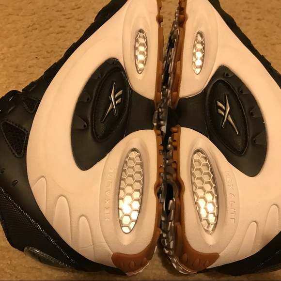 throwback emmitt smith shoes