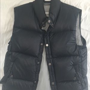 Black puffy vest