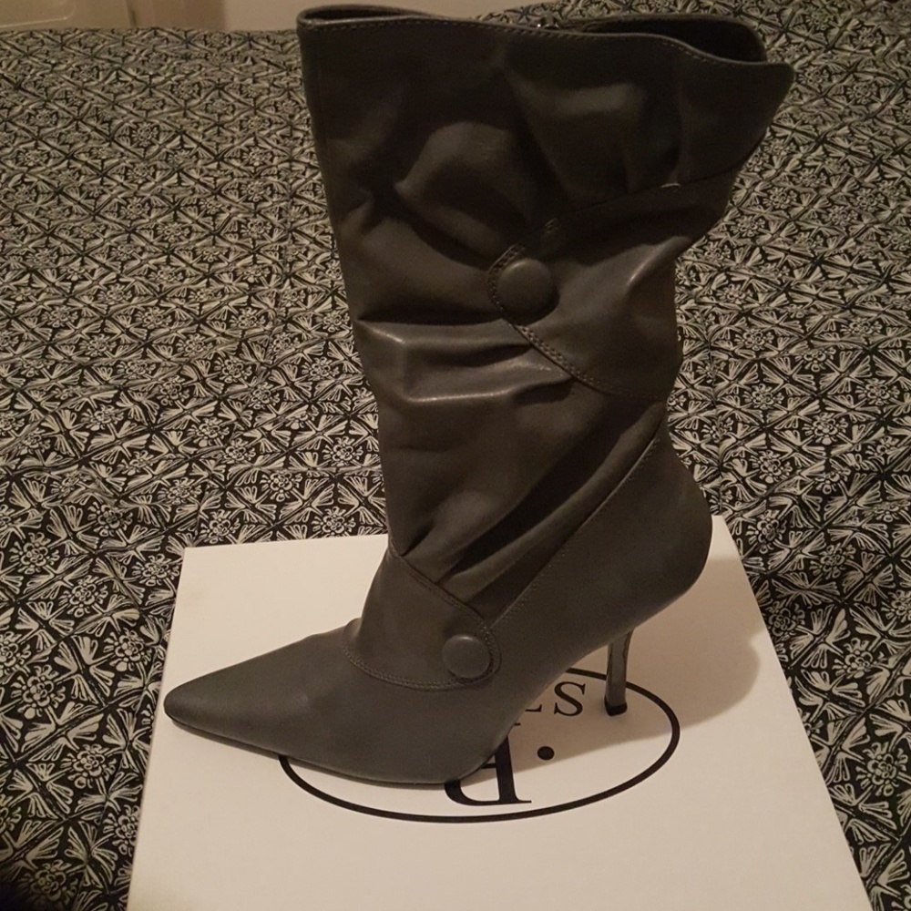 Bakers gray mid calf boot