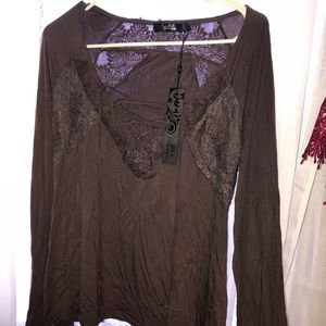 Buckle Boutique long sleeve