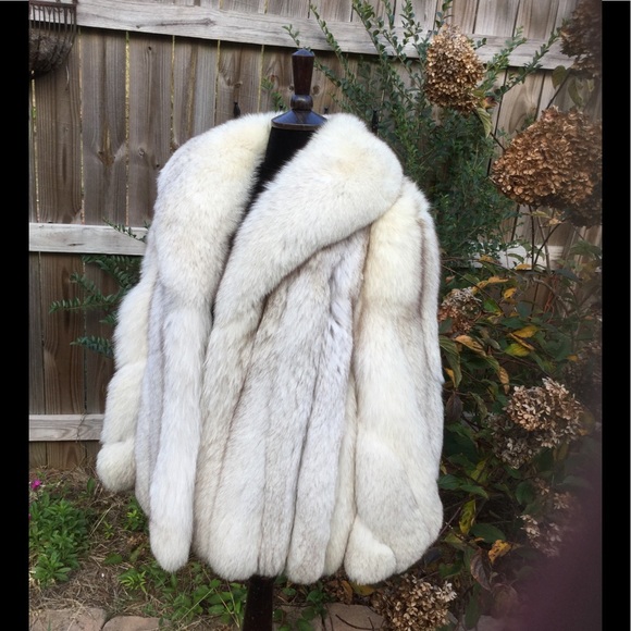 Plush Genuine Fox Fur Coat - Picture 3 of 8