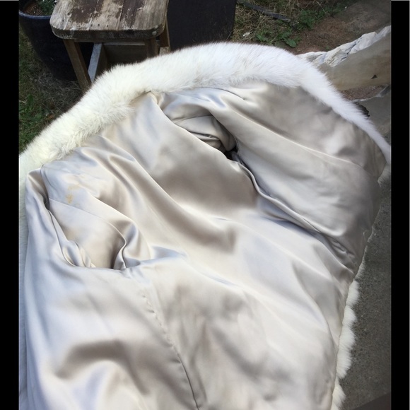 Plush Genuine Fox Fur Coat - Picture 6 of 8