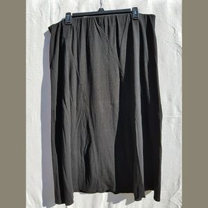 J jill mid length skirt. Black