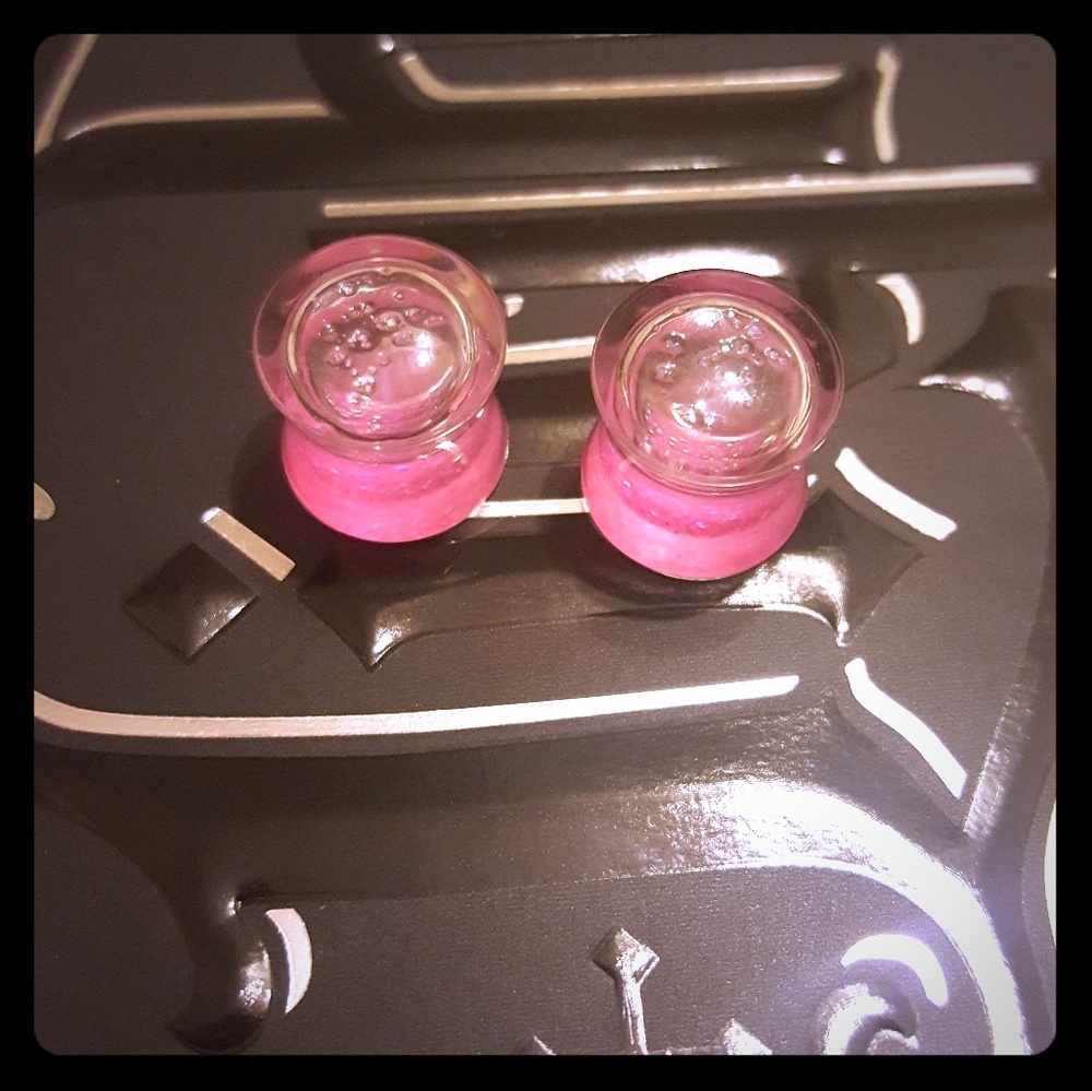 pink sparkly ear plugs