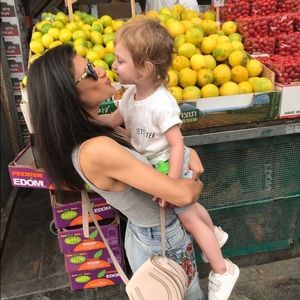 Meet your Posher, Shira