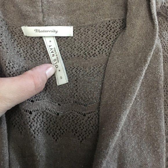 Cute Lightweight Taupe Maternity Cardigan - Small - Picture 2 of 5