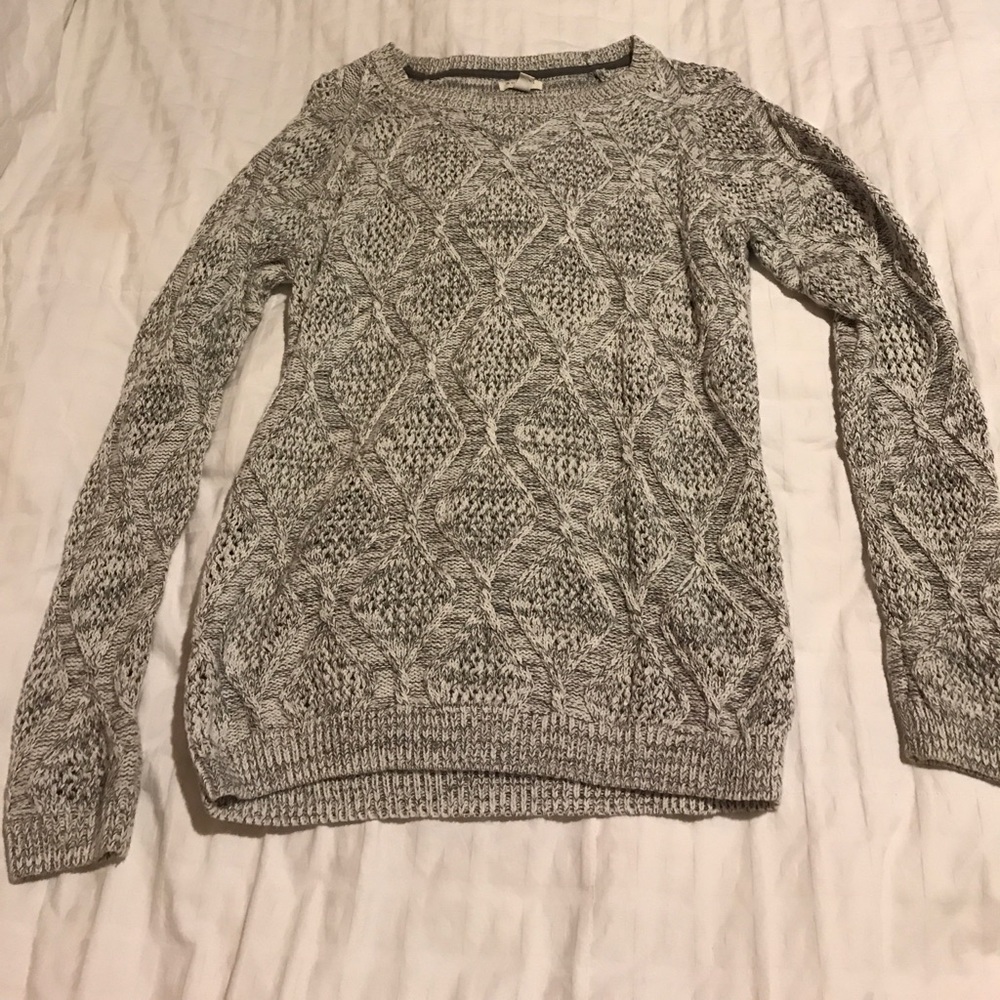 Grey knit sweater