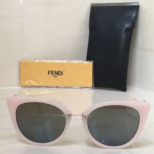 ❌❌❌SOLD❌❌❌ Fendi sunglasses