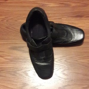 Holiday Sale *** Easy Spirit Shoe *** EUC