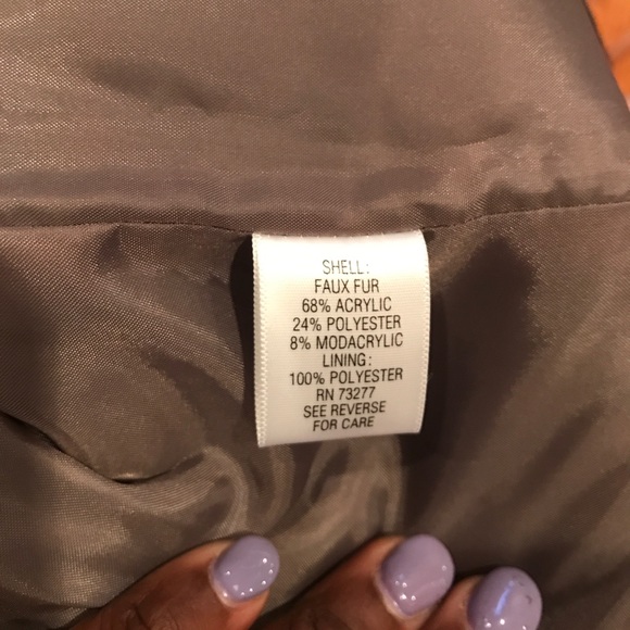 🐵Faux Fur🐵 - Picture 7 of 8