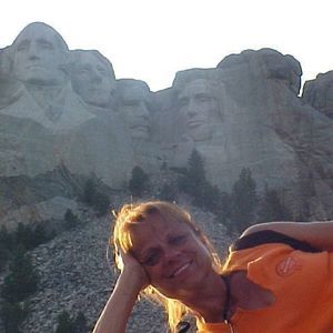 Meet your Posher, Pauline