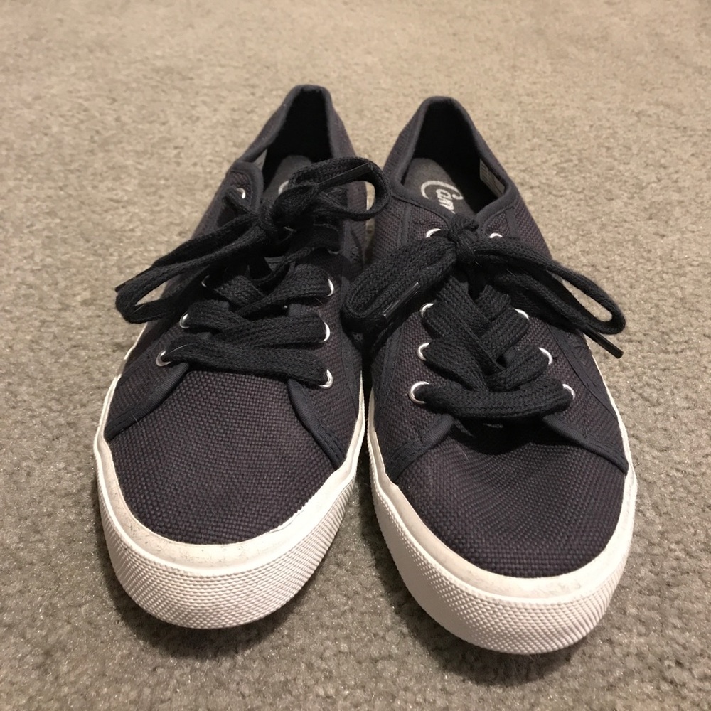 *BRAND NEW* Sneakers