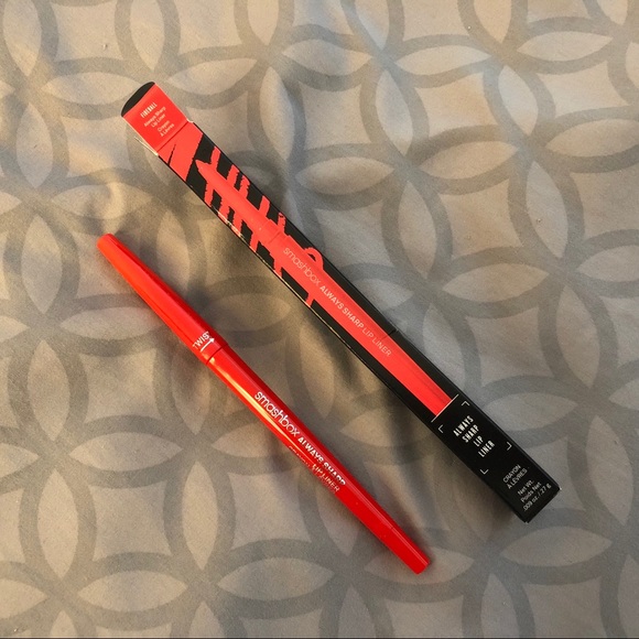 Smashbox Twist & Pout! Always Sharp Lipliner - Picture 2 of 3