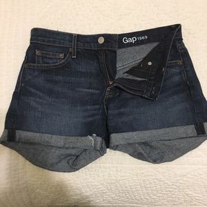 GAP, Best Girlfriend denim shorts, Size 26