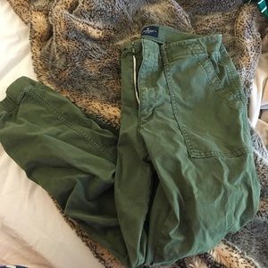 American eagle olive joggers