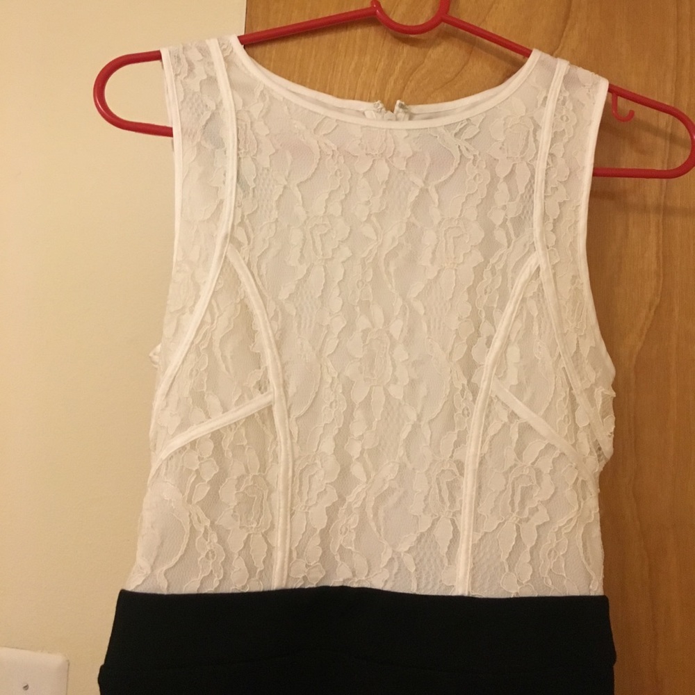 Dress - Picture 2 of 3