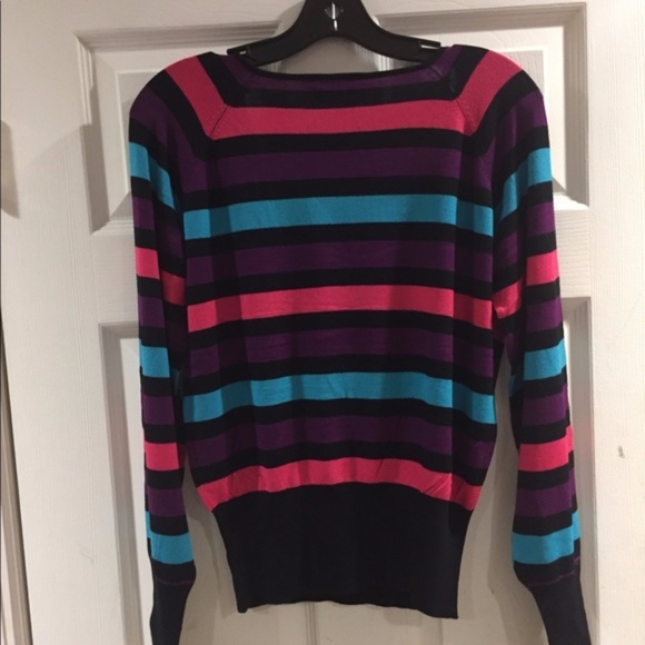 Dorothy Perkins Sweater - Picture 7 of 7