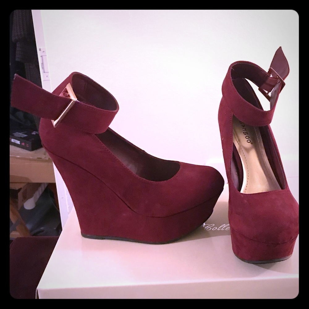 *PRICE DROP* Suede Oxblood Wedges