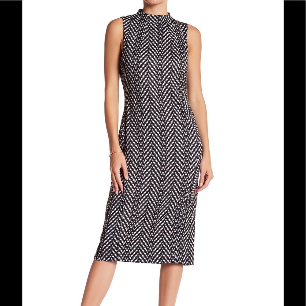 Tart geometric black dress