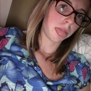 Meet your Posher, Sara