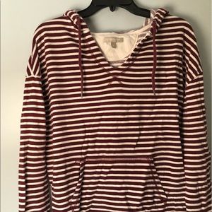 Stripped v-neck sweatshirt!