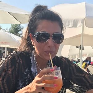 Meet your Posher, Tina