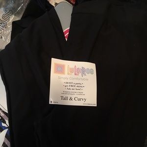 HTF Lularoe BLACK TC Leggings NWT