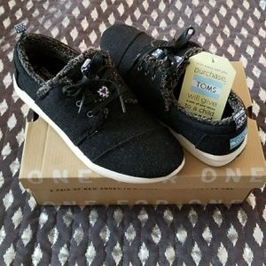 TOMS Del Rey Charcoal wool sneaker