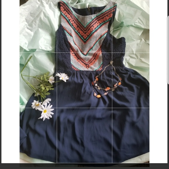 My Michelle Dresses & Skirts - 🆕️Sleeveless dress